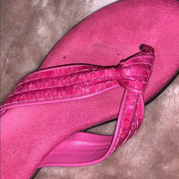 Italian Made flip flops pink, size 8.5 - Picture 4 of 4
